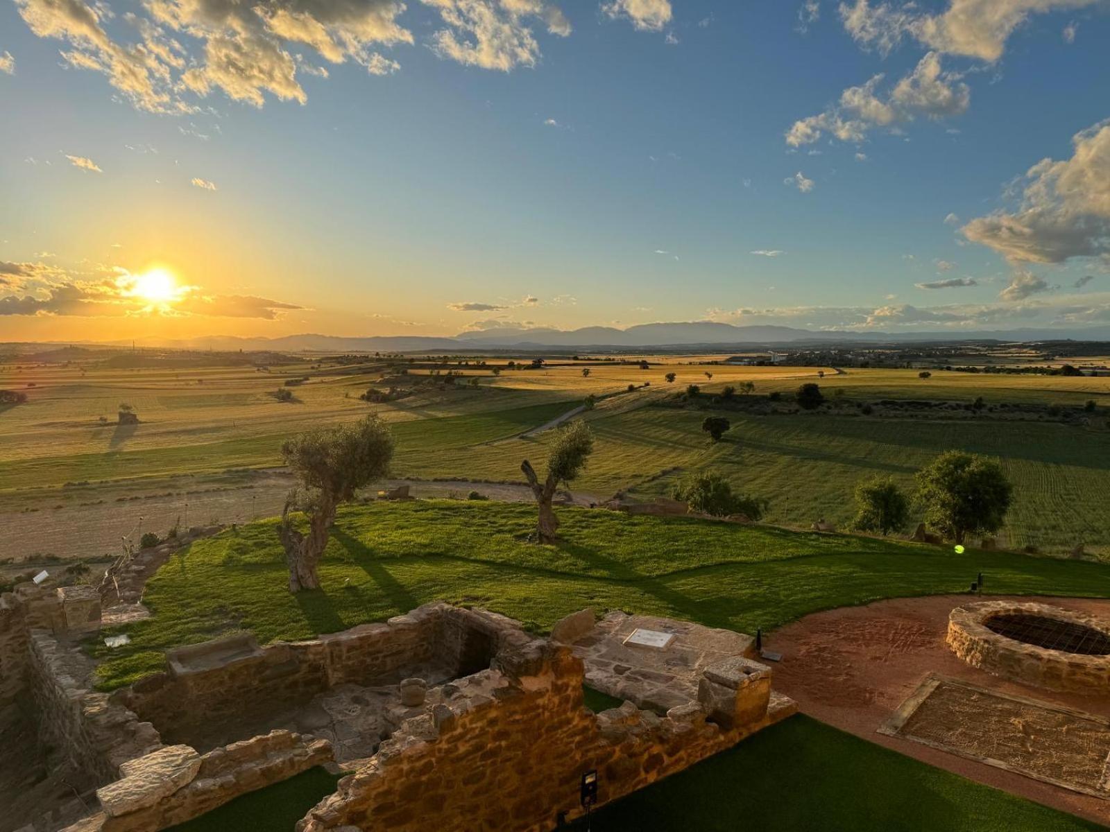 Masia De Queralt Luxury Casa Rural Spa Y Vistas Concabella Exterior foto